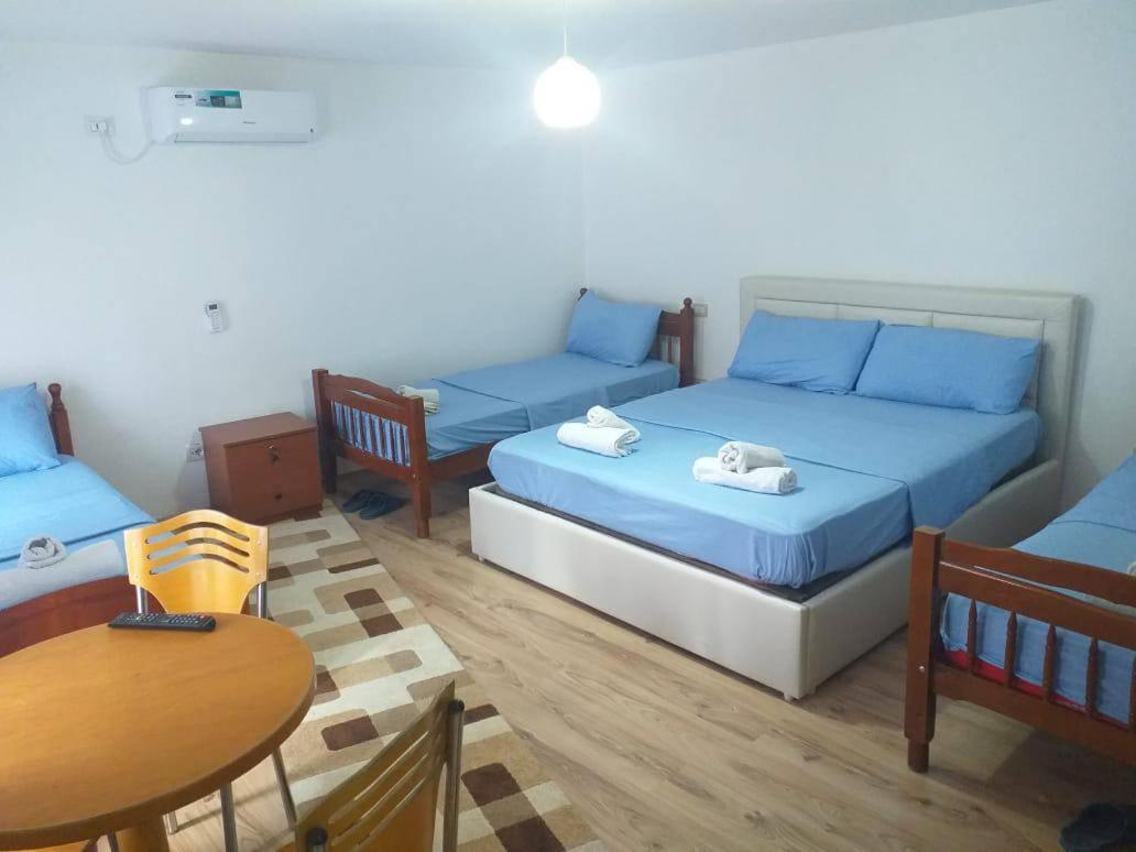 Kulla E Vjeter Hotell Koman Exteriör bild